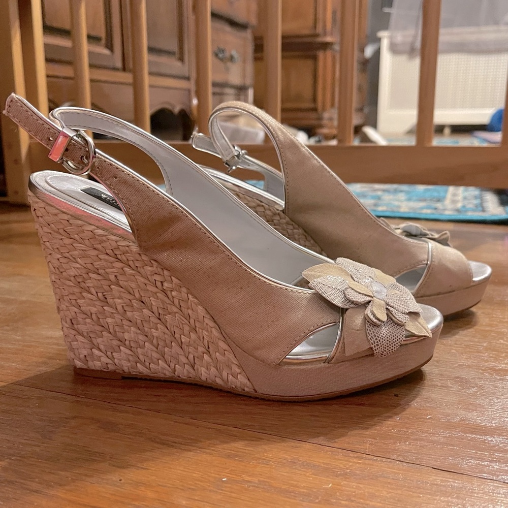 Summer wedge sandal - White house Black market